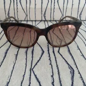 Vera Wang | Accessories | Nib Vera Wang Cat Eye Sunglasses 
